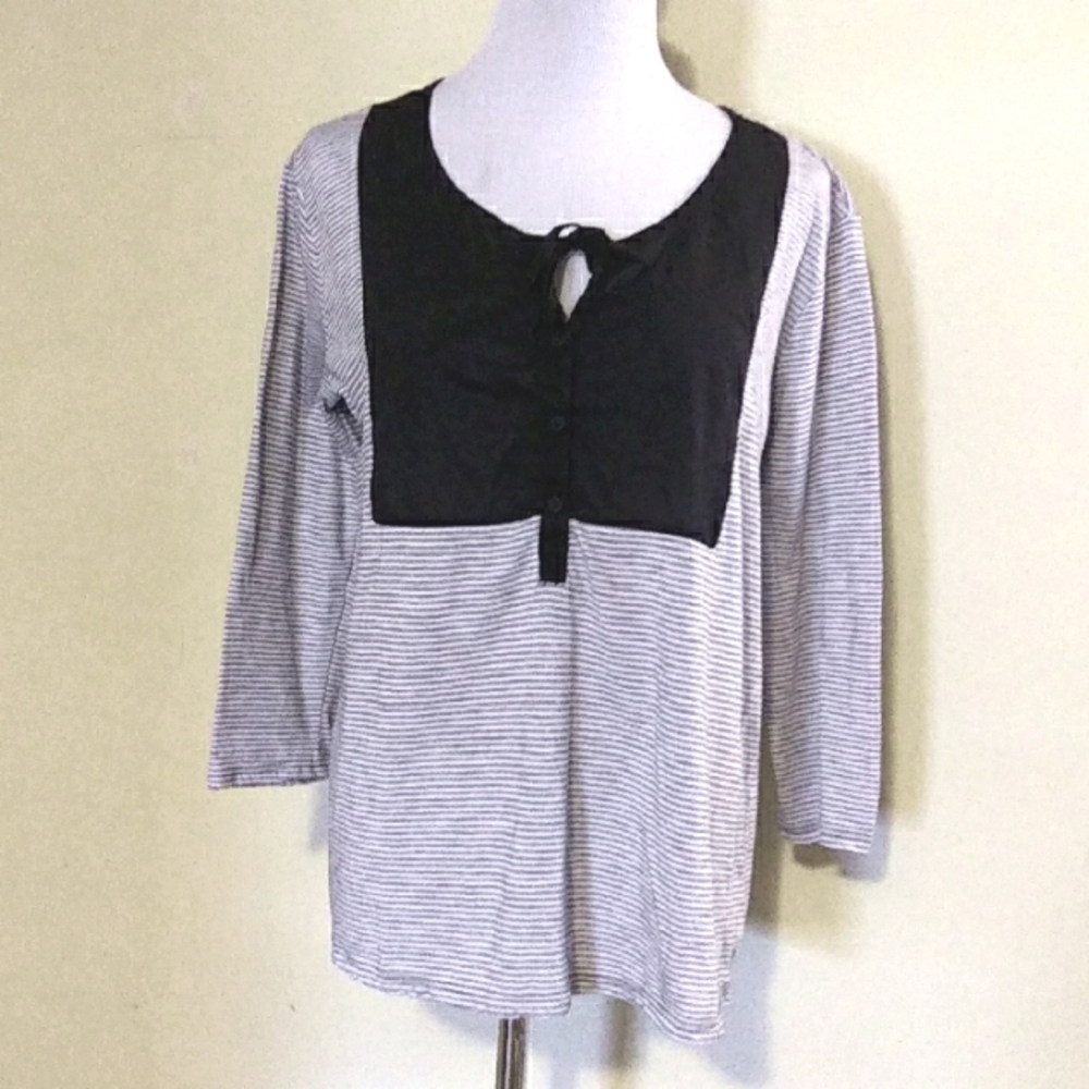 Michael Stars Gray and Black & White Tie Front Blouse OS S M L